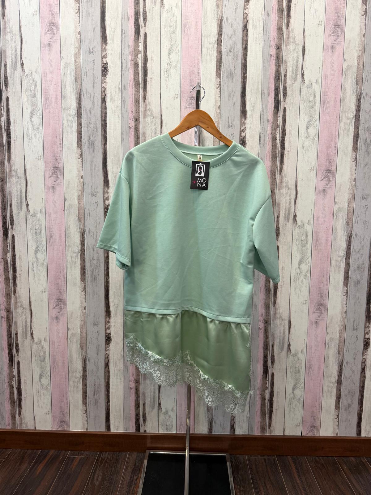 Camiseta Lucía